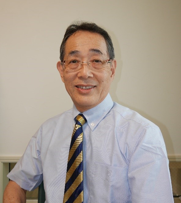 田角先生の顔写真